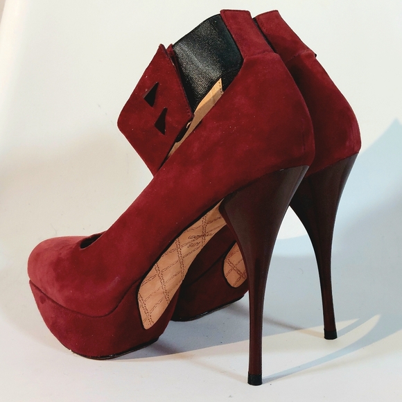L.A.M.B. Burgundy suede Blade T-strap stiletto platform pumps, 9.5, never worn - Picture 7 of 16